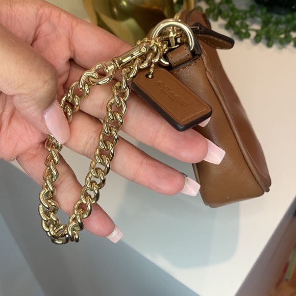 Coach camel and gold wristlet - Picture 3 of 15